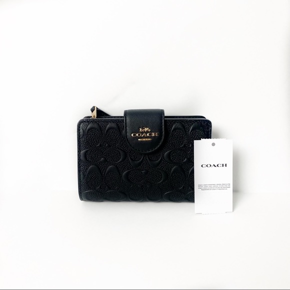 Coach Handbags - COACH | Signature Leather Medium Corner Zip NWT